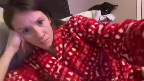 yourstrulylivy online show from 29, 12, 2024