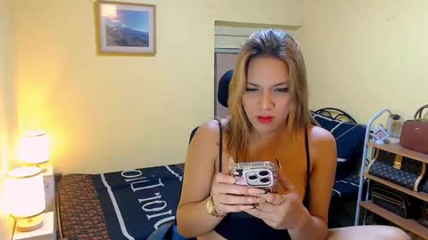 YourDreamgirl  online show from 28, 2, 2025