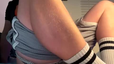 Yoursweetboy44 online show from 7, 1, 2026