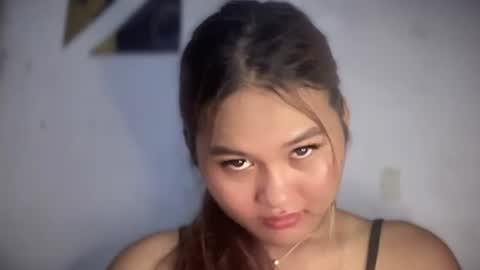 yoursweetgirl_zia online show from 22, 5, 2026