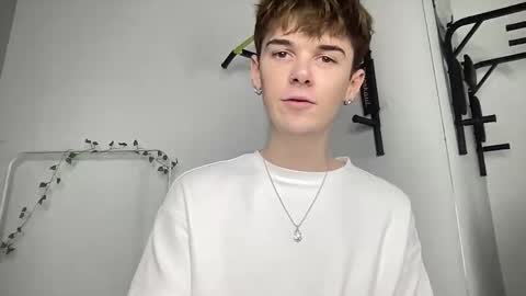 yoursweetyguy online show from 2, 12, 2025