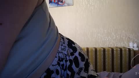 Snapshot of yourswetiegirl chatting on 25, 9, 2025 Sofia online show from 25, 9, 2025