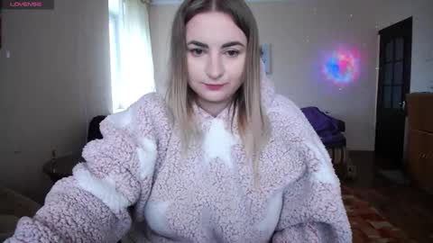 Snapshot of yourswetiegirl chatting on 19, 11, 2025 Sofia online show from 19, 11, 2025