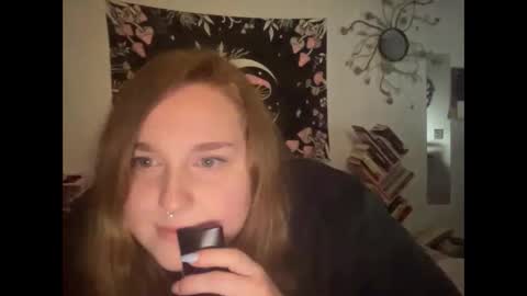 Snapshot of yourthickgingergoddess chatting on 24, 1, 2025 yourthickgingergoddess online show from 24, 1, 2025