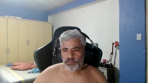 Snapshot of yourtoytoyoumaster3 chatting on 25, 11, 2025 yourtoytoyoumaster3 online show from 25, 11, 2025