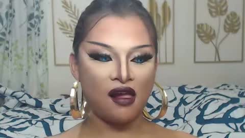 Snapshot of yourtrannyqueenxxx chatting on 16, 7, 2026 Anastacia Grey online show from 16, 7, 2026