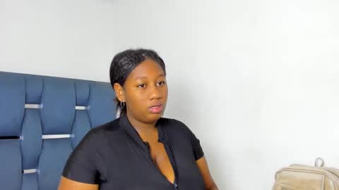 Snapshot of yourwife_anna chatting on 30, 9, 2025 yourwife_anna online show from 30, 9, 2025