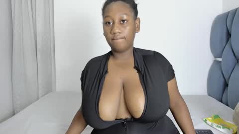 Snapshot of yourwife_anna chatting on 26, 10, 2025 yourwife_anna online show from 26, 10, 2025