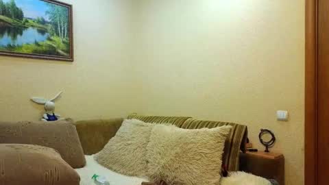 Snapshot of yourxqueen chatting on 5, 11, 2025 YourXQueen online show from 5, 11, 2025