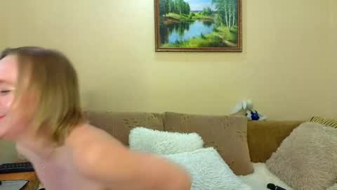 Snapshot of yourxqueen chatting on 22, 5, 2026 YourXQueen online show from 22, 5, 2026