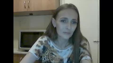 Snapshot of youur_light chatting on 4, 11, 2025 Youur light online show from 4, 11, 2025