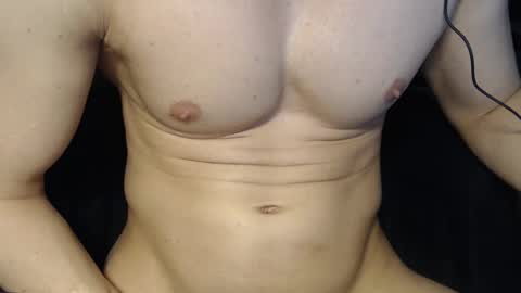 Snapshot of youuungmusclexl chatting on 2, 2, 2025 YoungMuscleXL online show from 2, 2, 2025