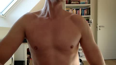 Snapshot of youvegotthis chatting on 8, 3, 2025 youvegotthis online show from 8, 3, 2025