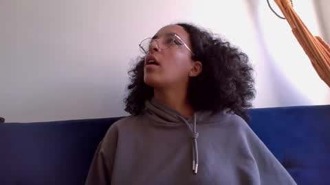 Snapshot of youwishtobeme chatting on 8, 12, 2024 elizabeth ju online show from 8, 12, 2024