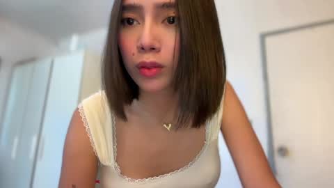 YowgineTheGreat online show from 9, 4, 2026