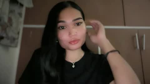 Snapshot of yrdrmgrl_jennie26 chatting on 30, 11, 2025 yrdrmgrl_jennie26 online show from 30, 11, 2025