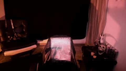 Yue Eclipsa online show from 3, 2, 2026