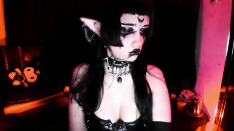 Yue Eclipsa online show from 22, 3, 2026