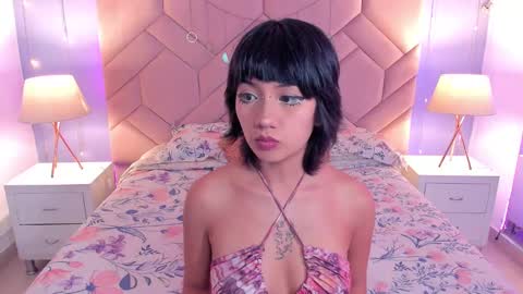 Snapshot of yui_lin chatting on 12, 3, 2025 Yui LIn online show from 12, 3, 2025