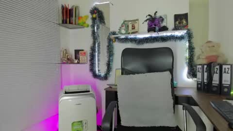 Snapshot of yukiodavis chatting on 6, 12, 2024 Yukio Davis online show from 6, 12, 2024