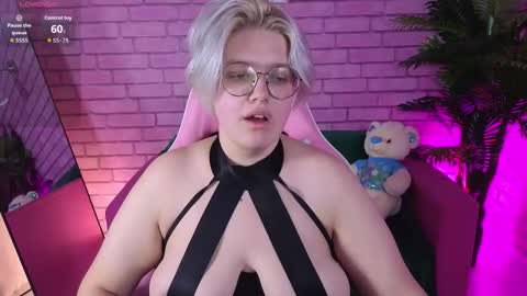 Snapshot of yukiohara chatting on 3, 12, 2025 Yuki online show from 3, 12, 2025