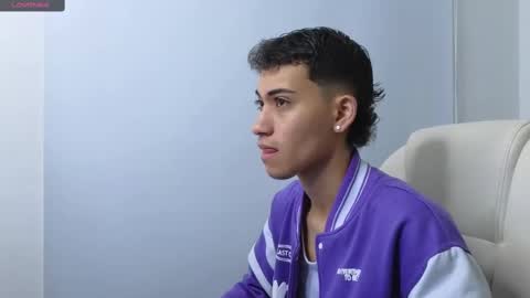 Snapshot of yulian_vasquez chatting on 15, 9, 2025 yulian_vasquez online show from 15, 9, 2025