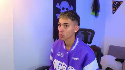 Snapshot of yulian_vasquez chatting on 14, 10, 2025 yulian_vasquez online show from 14, 10, 2025