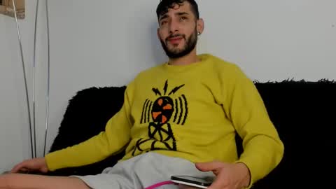 yulian 2811 online show from 22, 12, 2024