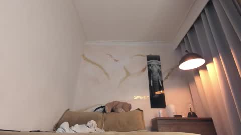 yulian 2811 online show from 16, 11, 2025