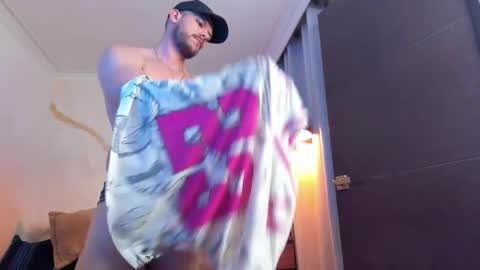 yulian 2811 online show from 27, 5, 2026