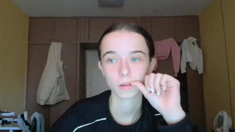 Snapshot of yuliastar chatting on 30, 10, 2025 Yuliia online show from 30, 10, 2025