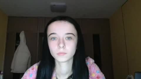 Snapshot of yuliastar chatting on 3, 11, 2025 Yuliia online show from 3, 11, 2025