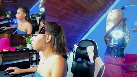 Snapshot of yumi_hanna chatting on 14, 12, 2025 yumi_hanna online show from 14, 12, 2025