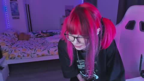 Yumi 3 online show from 17, 9, 2025