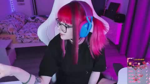 Yumi 3 online show from 17, 12, 2025