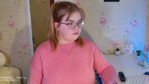 Snapshot of yumm_lolly chatting on 23, 10, 2025 Polly online show from 23, 10, 2025