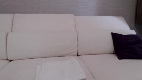 Snapshot of yummy_blonde chatting on 4, 3, 2025 you babe online show from 4, 3, 2025