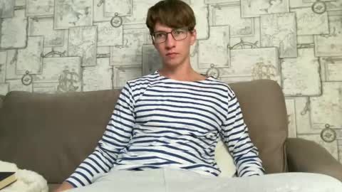 Snapshot of yummyalexxx chatting on 27, 12, 2024 Alex online show from 27, 12, 2024