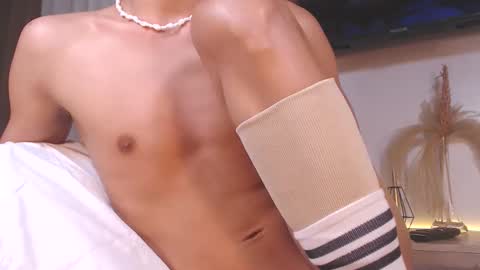 Snapshot of yummyjustine07 chatting on 22, 9, 2025 Justine online show from 22, 9, 2025