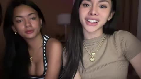 Snapshot of yummyrenalyn chatting on 3, 3, 2025 Goddes Renalyn online show from 3, 3, 2025