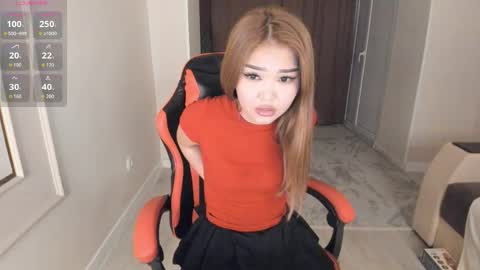 Snapshot of yun_li chatting on 8, 6, 2026 YunLi online show from 8, 6, 2026