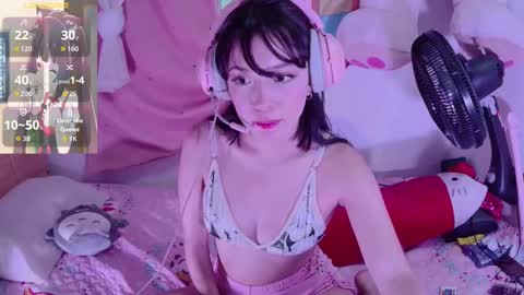 yuna_pink666 online show from 11, 11, 2025