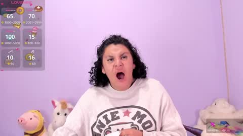 Snapshot of yunahott_ chatting on 30, 1, 2025 yunahott_ online show from 30, 1, 2025