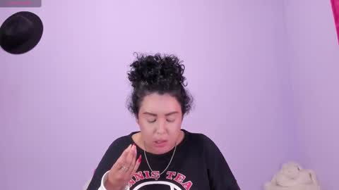 Snapshot of yunahott_ chatting on 15, 2, 2025 yunahott_ online show from 15, 2, 2025