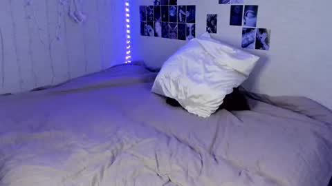 Yuna online show from 11, 3, 2025