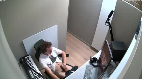 Kai  Sienna online show from 17, 11, 2025