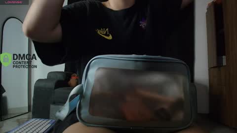 Snapshot of yungelitamor_ chatting on 24, 4, 2026 ELITA online show from 24, 4, 2026