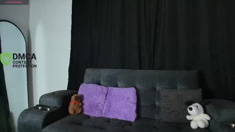 Snapshot of yungelitamor_ chatting on 3, 5, 2026 ELITA online show from 3, 5, 2026