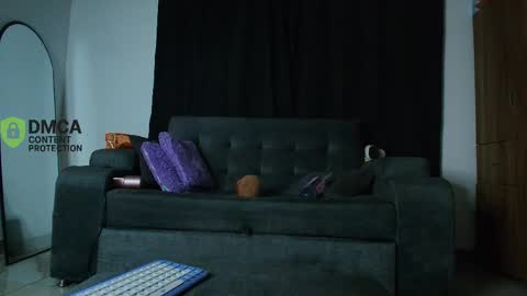 Snapshot of yungelitamor_ chatting on 17, 5, 2026 ELITA online show from 17, 5, 2026