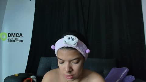 Snapshot of yungelitamor_ chatting on 22, 5, 2026 ELITA online show from 22, 5, 2026